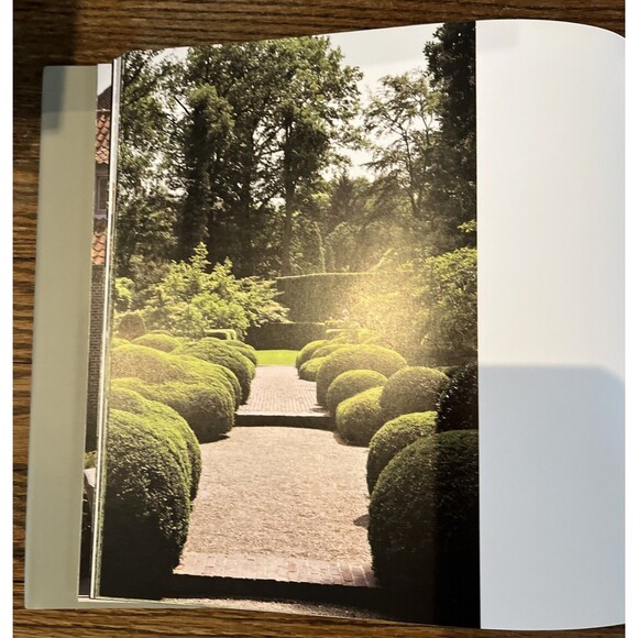 Exceptional Gardens by Wim Pauwels European Landscape Inspiration Hardcover - Picture 3 of 5